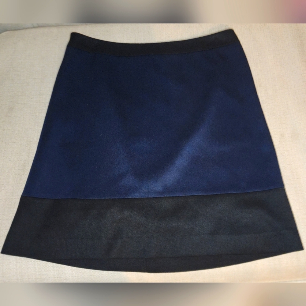 ESPRIT lined mini skirt in navy and black